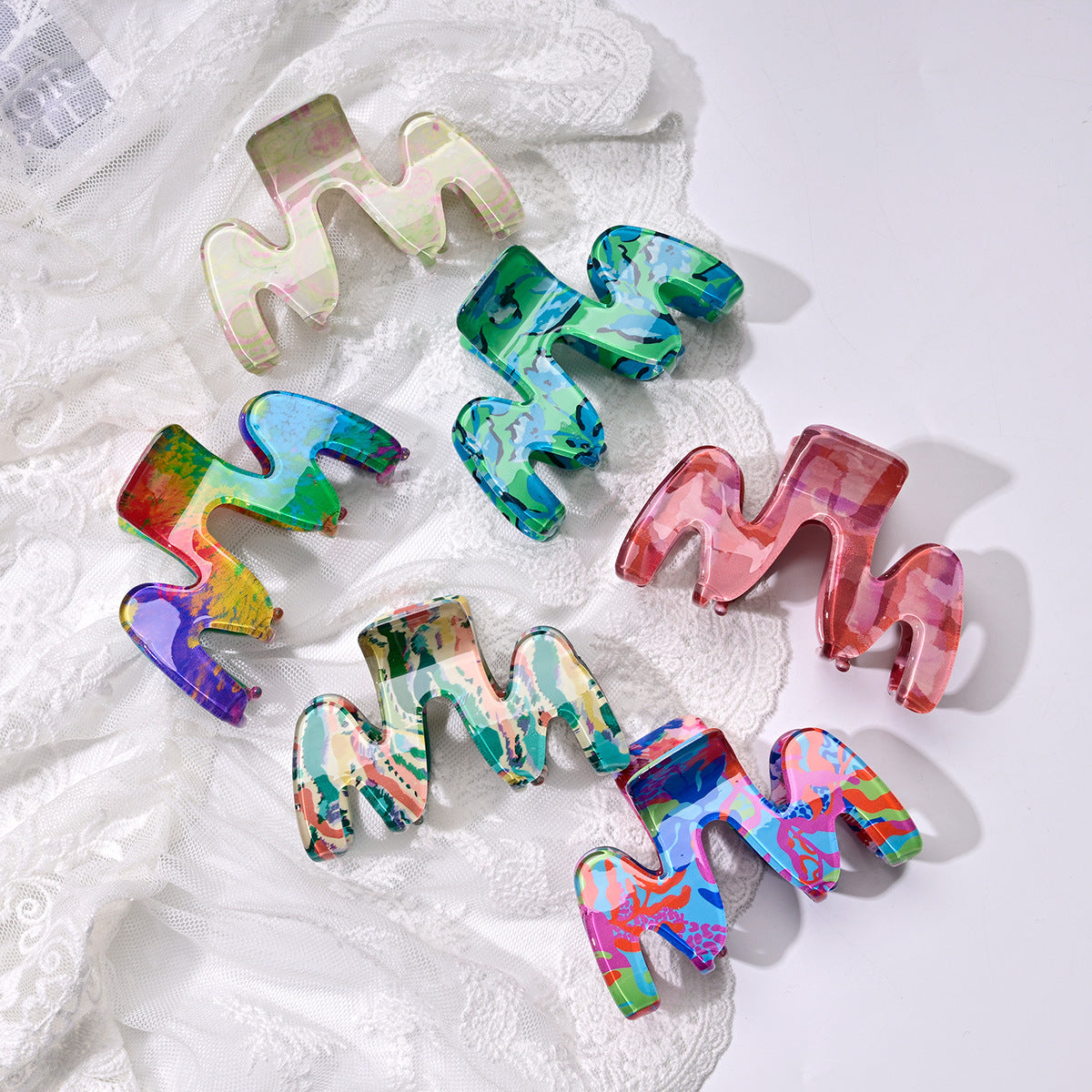 Wavy Claw Clip – 6 Colors