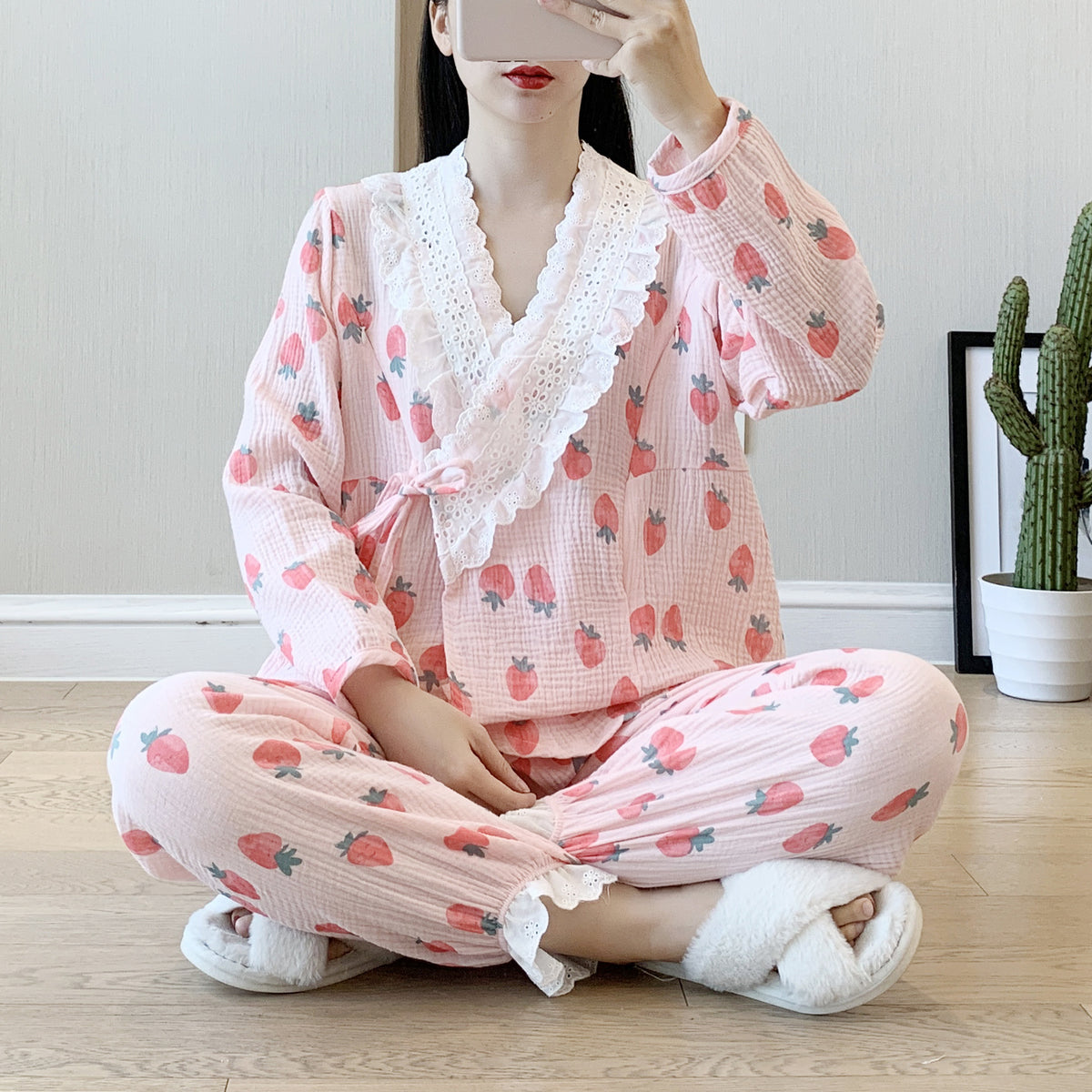 Postpartum Lounge Set – Crossover Nursing Kimono, Cotton – Pink Strawberry