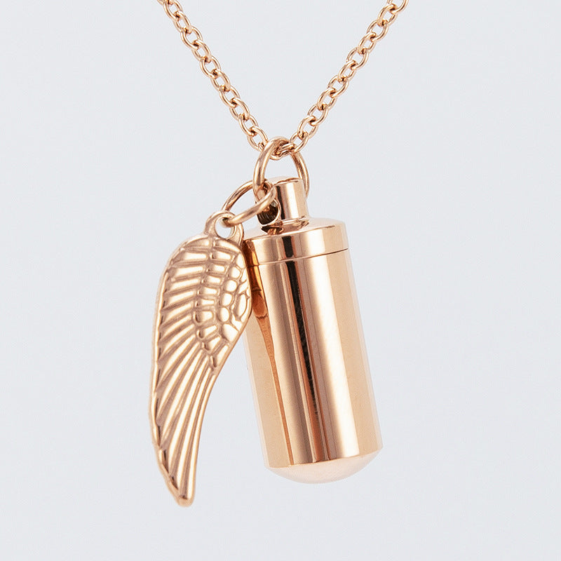Wing urn pendant – detail view 1