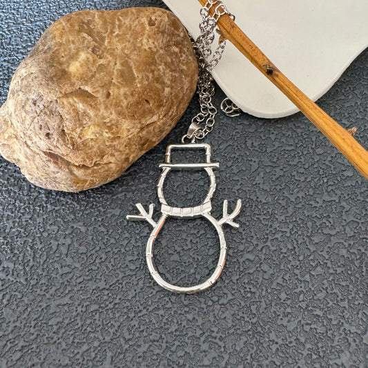 Snowman jewelry – detail view 1