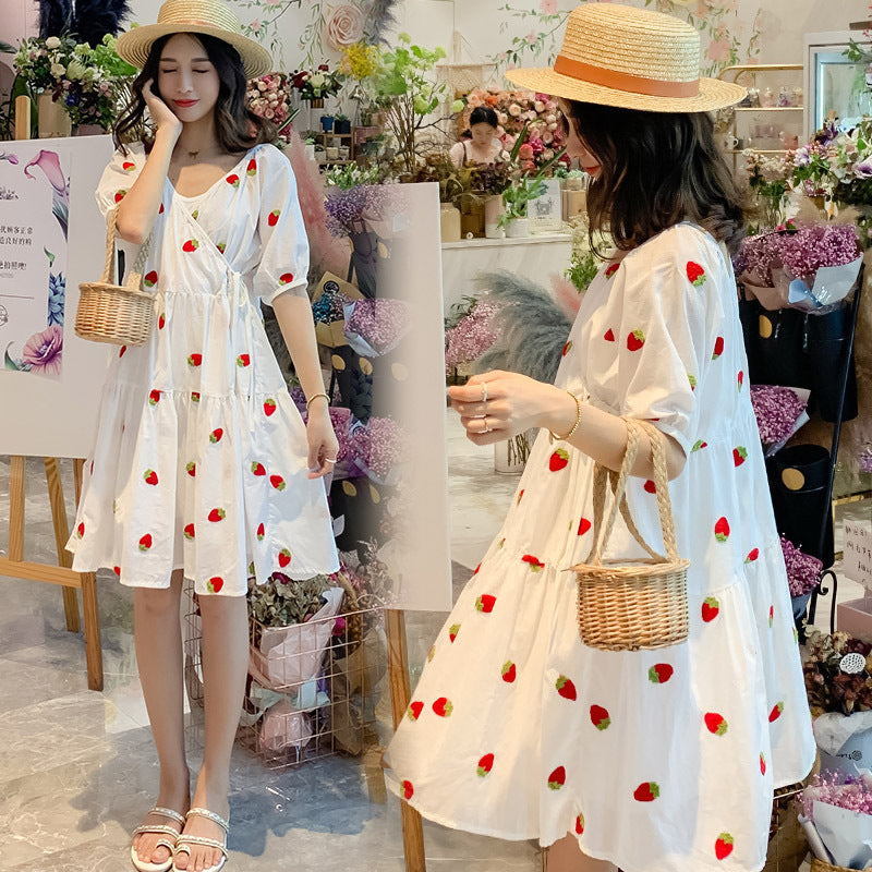 Strawberry Embroidered Maternity Dress – Puff-Sleeve White Midi – view 5