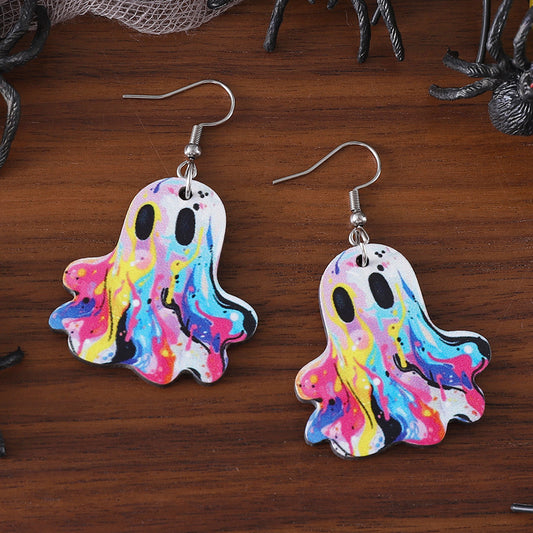 Halloween ghost wood earrings – detail view 2