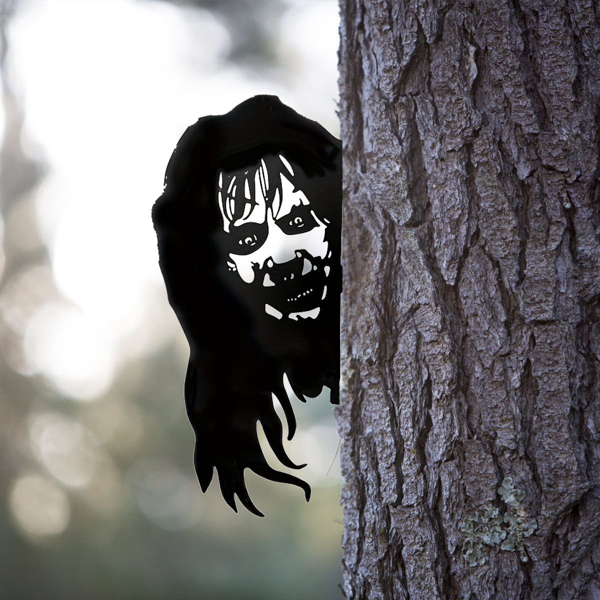 Witch tree peeker – detail view 6