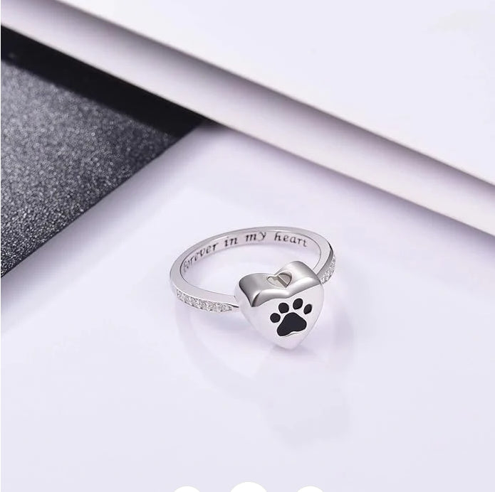 Pet urn ring – detail view 2