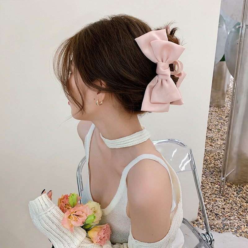 Bow claw clip – detail view 6