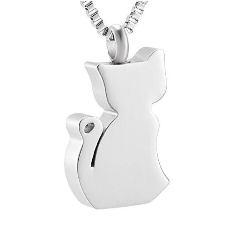 Cat urn necklace – detail view 2