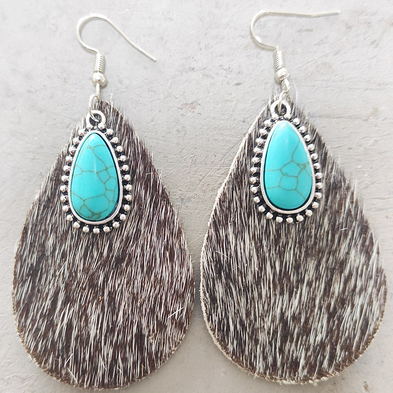 Animal-print teardrop earrings – detail view 8