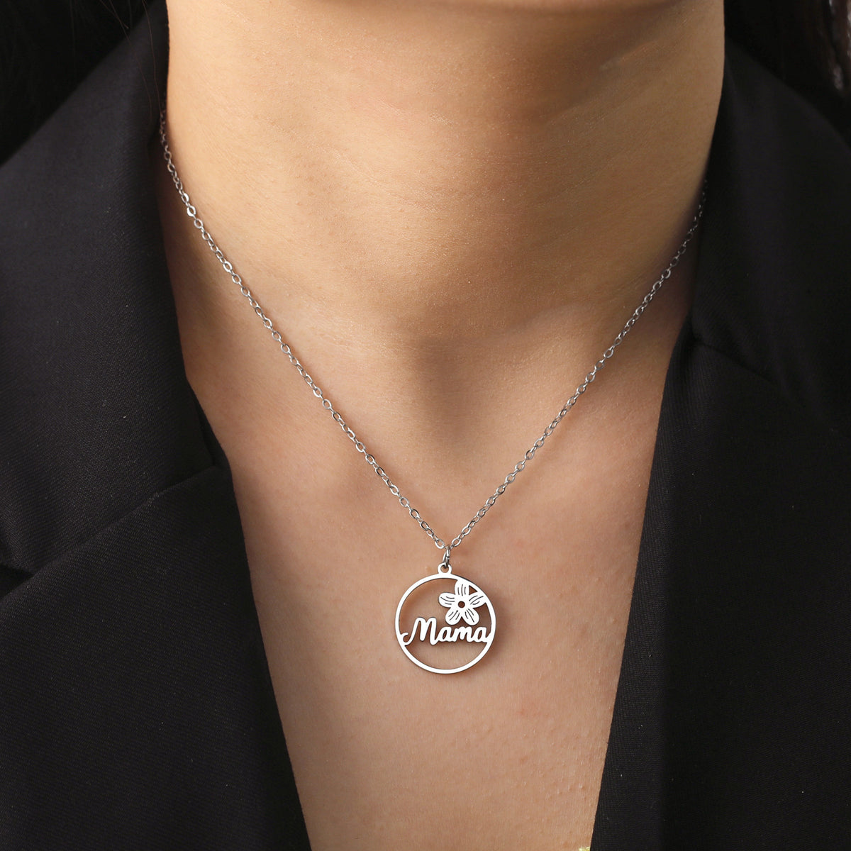 Mama Flower Pendant Necklace – Round Charm