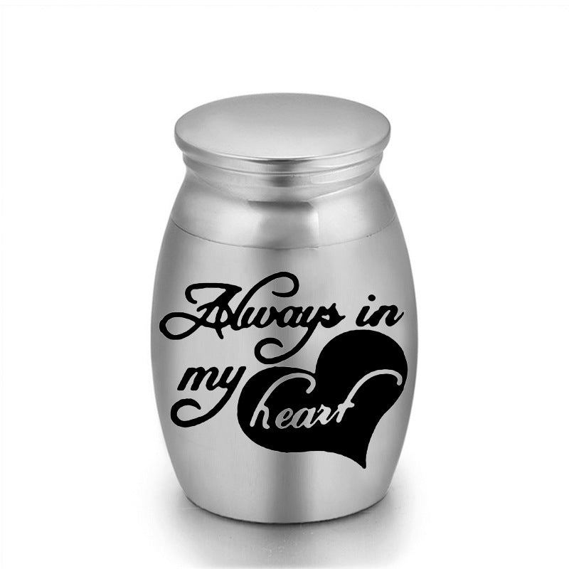 Mini pet urn – detail view 8