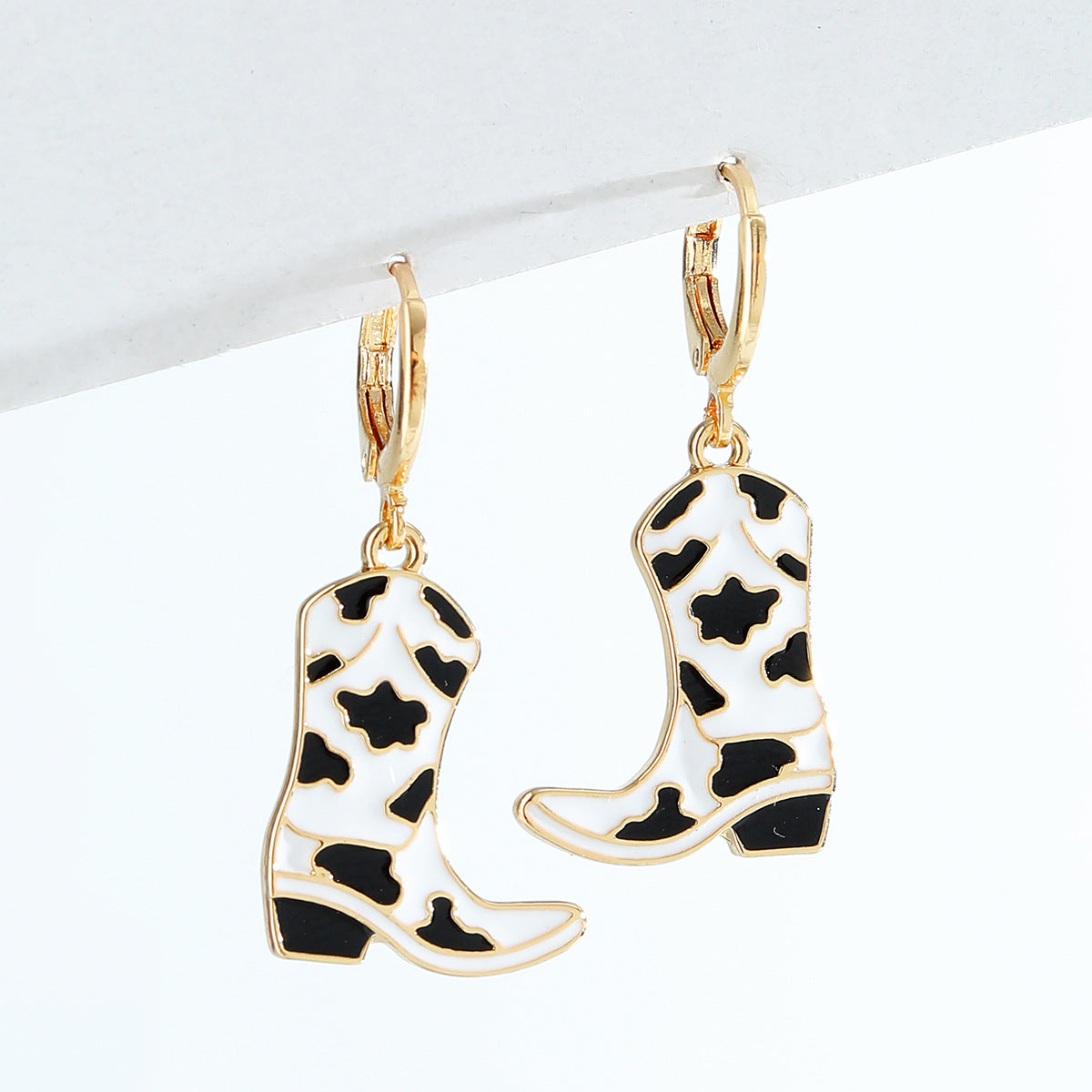 Cowboy boot earrings – detail view 1