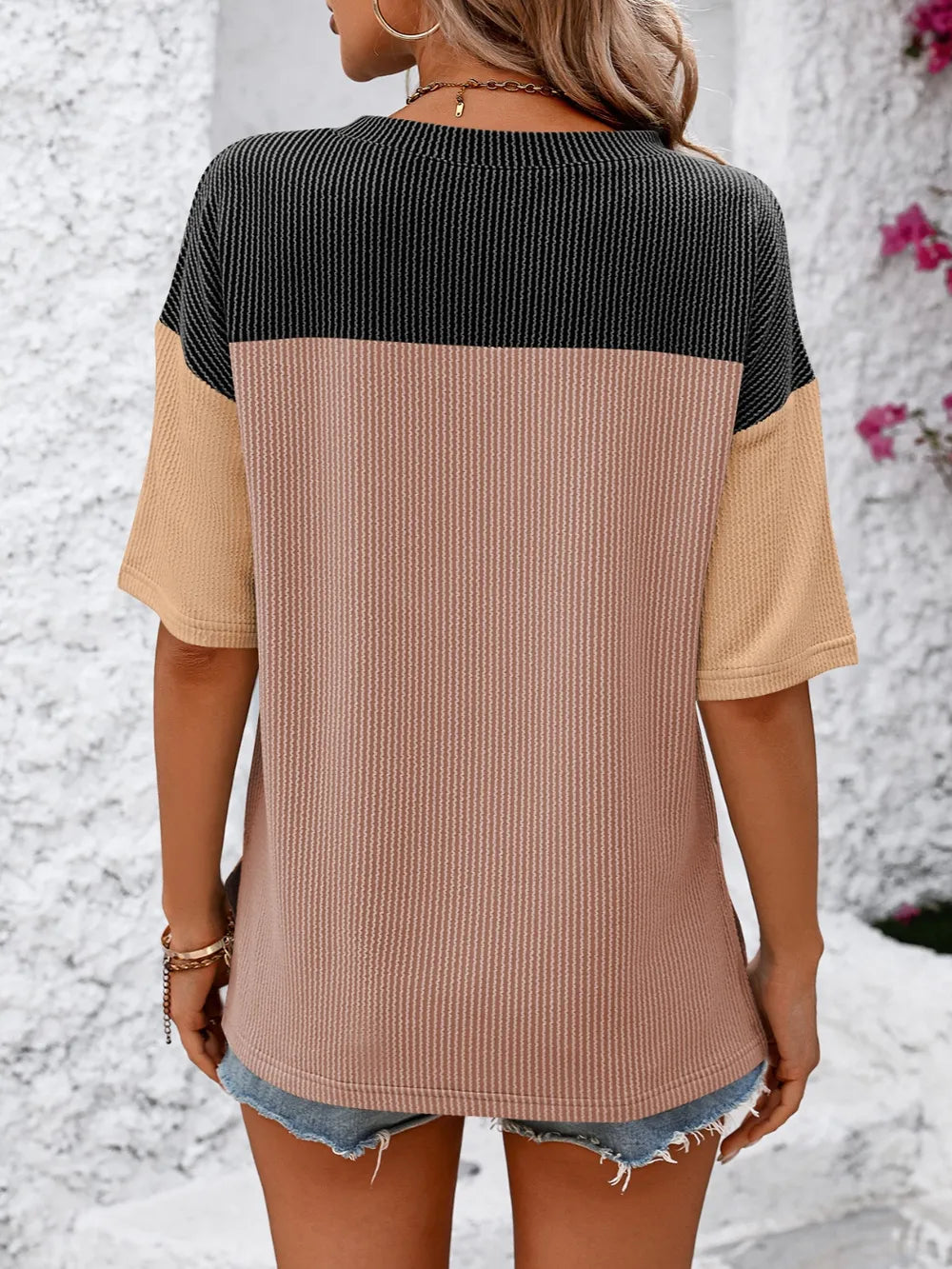 Color-block round-neck half-sleeve tee — view 20 | Organic Truth