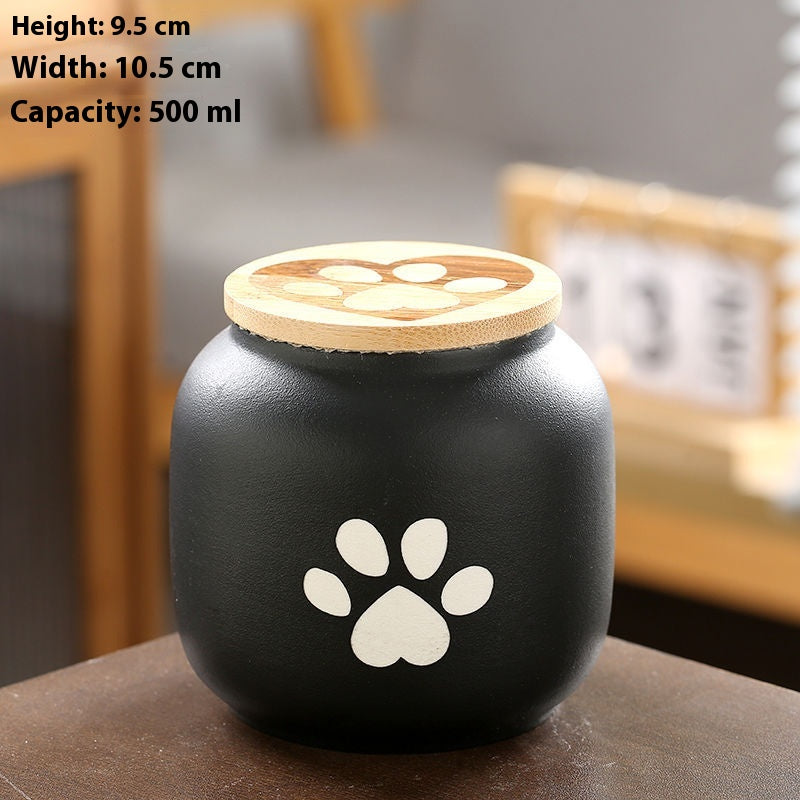 Ceramic pet urn – detail view 1