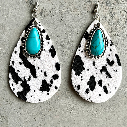 Animal-print teardrop earrings – detail view 1