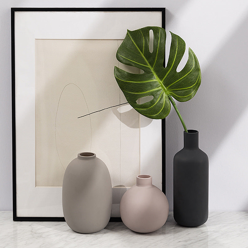 Matte Ceramic Vase – 3 Styles