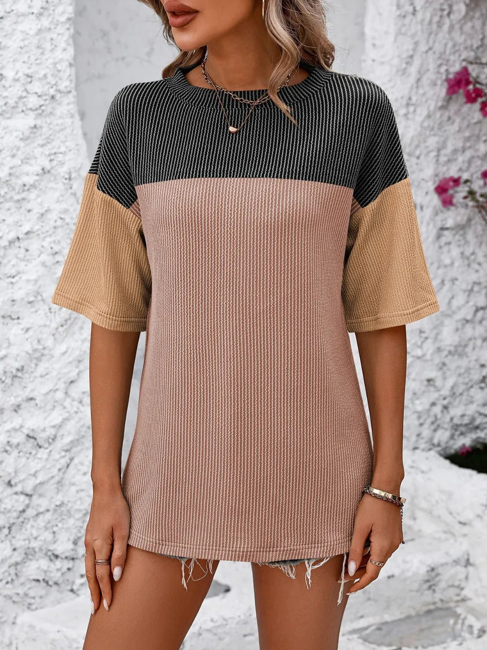 Color-block round-neck half-sleeve tee — view 19 | Organic Truth