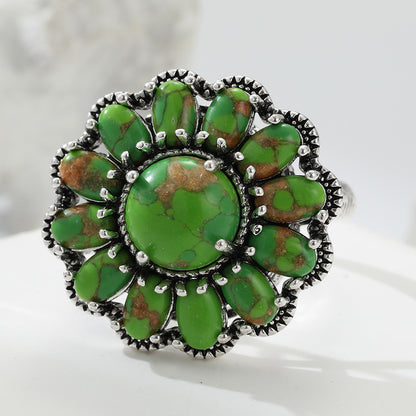 Green Stone-Look Cluster Ring – Antique Silver-Tone